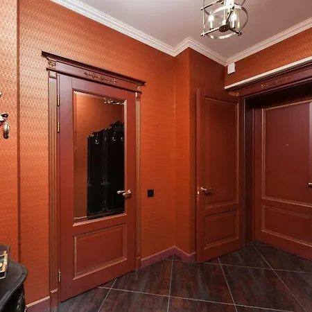 Luxury «opera Royal»